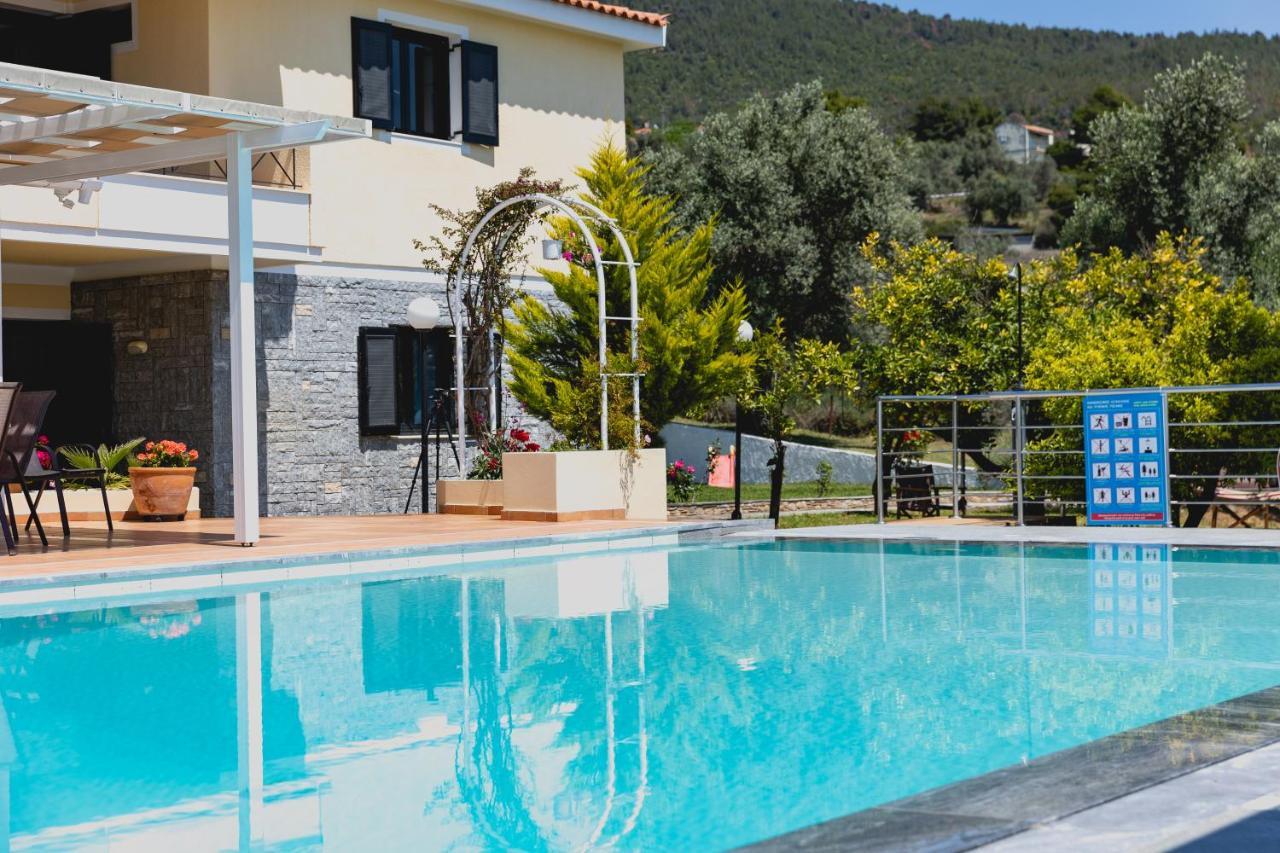 Kouvelia Country Home Luxury Villa Rental Nerotrivia Exterior photo