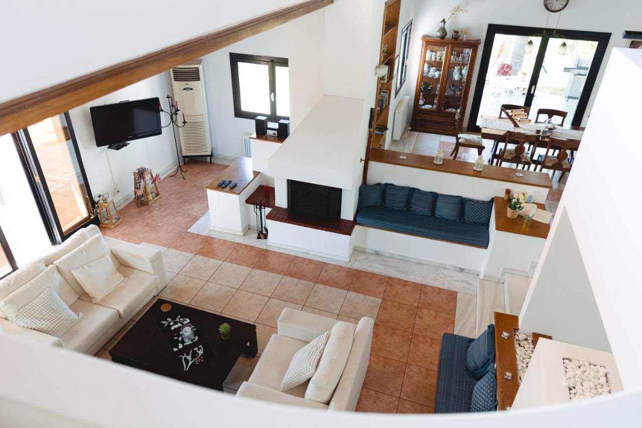 Kouvelia Country Home Luxury Villa Rental Nerotrivia Exterior photo